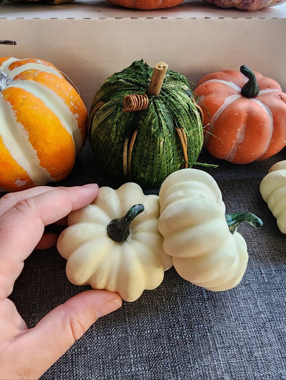Assorted Mini Pumpkins - Picture 6 of 11